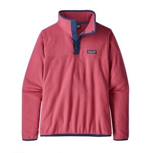 New with tags! XS Reef Pink Patagonia Women's Micro
D Snap-T Fleece Pullover